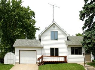 545 W L St, Forest City, IA 50436