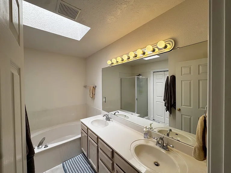 2135 Coyote Willow Ave NE — Photo 34