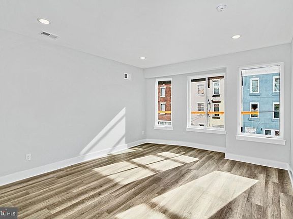 4th image of 2537 Cecil B Moore Ave Unit 2
