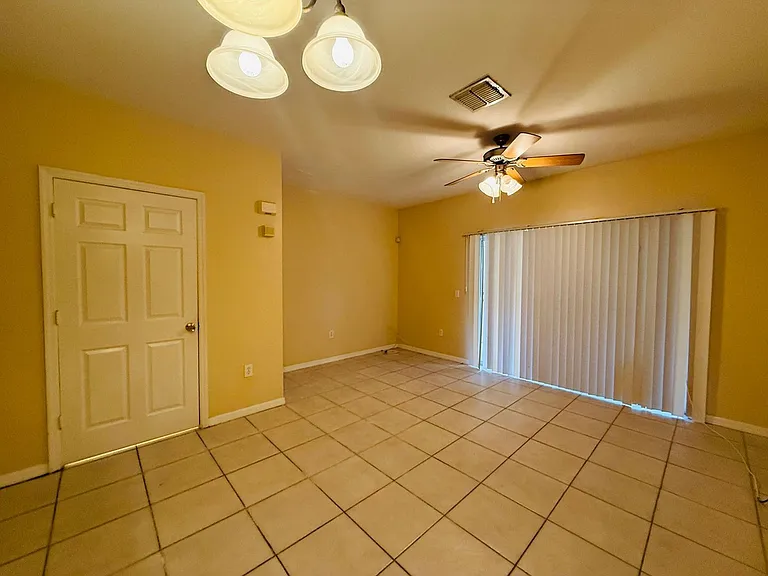 8533 Trail Wind Dr — Photo 5