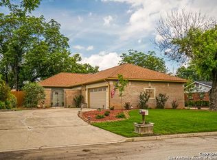 617 Weatherly Dr, Windcrest, TX 78239