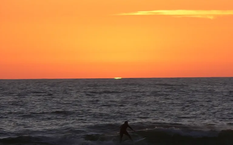 3755 Ocean Front Walk #10 — Photo 2