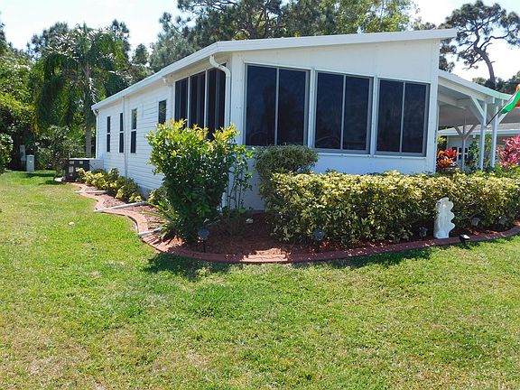 3rd image of 3209 Columbrina Cir