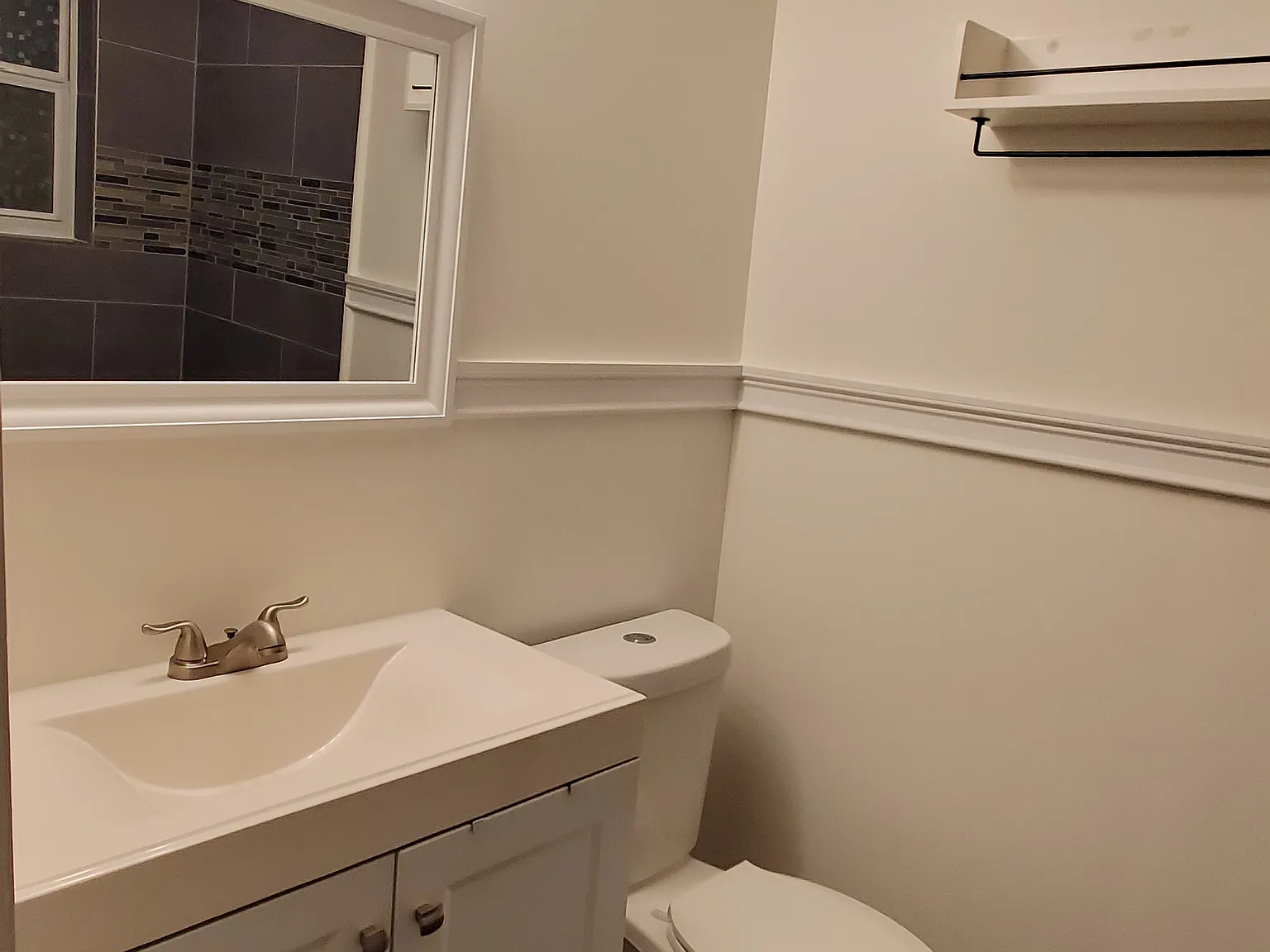 4 bed, 1800 sqft, $2,700 — Photo 3