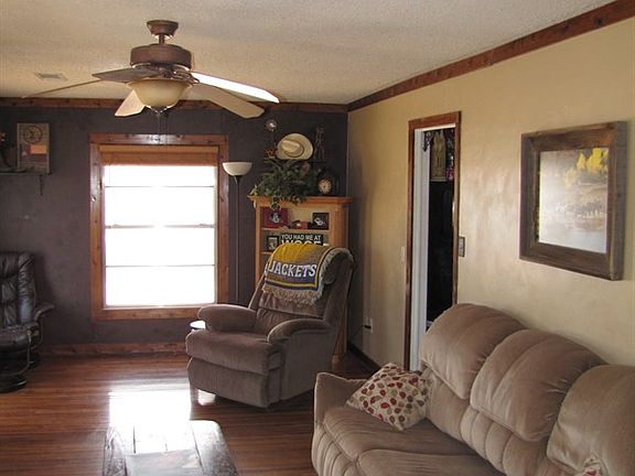 4th image of 3190 County Road 373