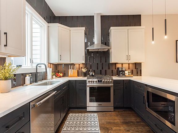 3rd image of 1013 Rev Drive Enoch Jones Blvd #10