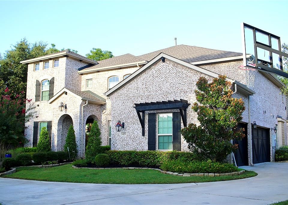 1st image of 423 Post Oak Dr