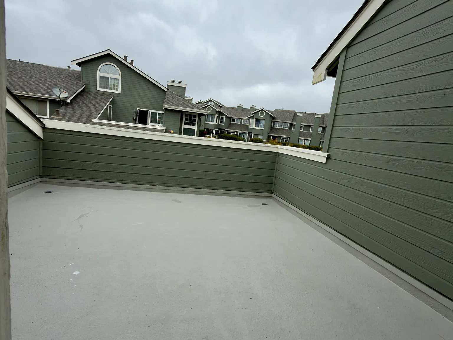 Graystone Ln, Daly City — Photo 4
