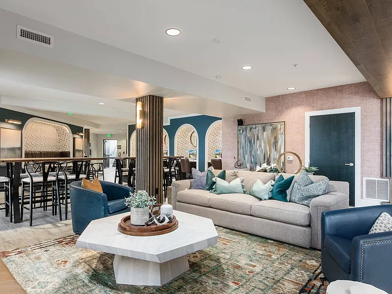 The Heights at Worthington Place — Photo 18