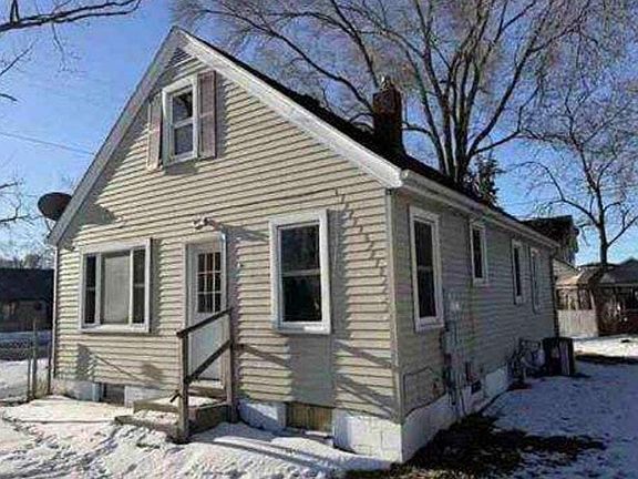 4th image of 667 E Saint Germain St