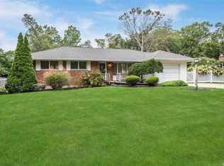 23 Forsythe Dr, East Northport, NY 11731