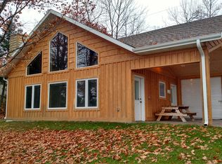840 Pentoga Trl, Crystal Falls, MI 49920