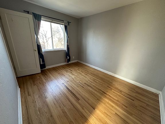 3rd image of 3247 N Clayton St
