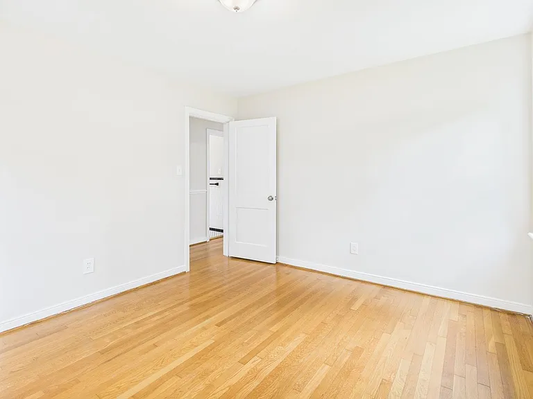 1709 Glenview Rd — Photo 22
