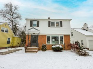 24115 E Groveland Rd, Beachwood, OH