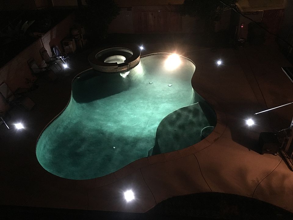 1st image of 323 E Bonita Ave