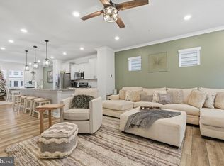 514 Levanna Ln, Glen Burnie, MD 21060