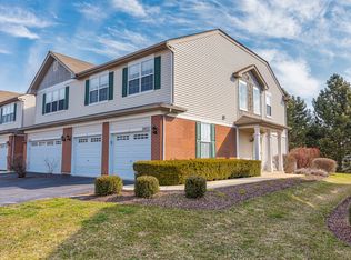 24037 W Walnut Cir, Plainfield, IL 60585
