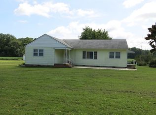 410 Lodge Rd, Callao, VA 22435