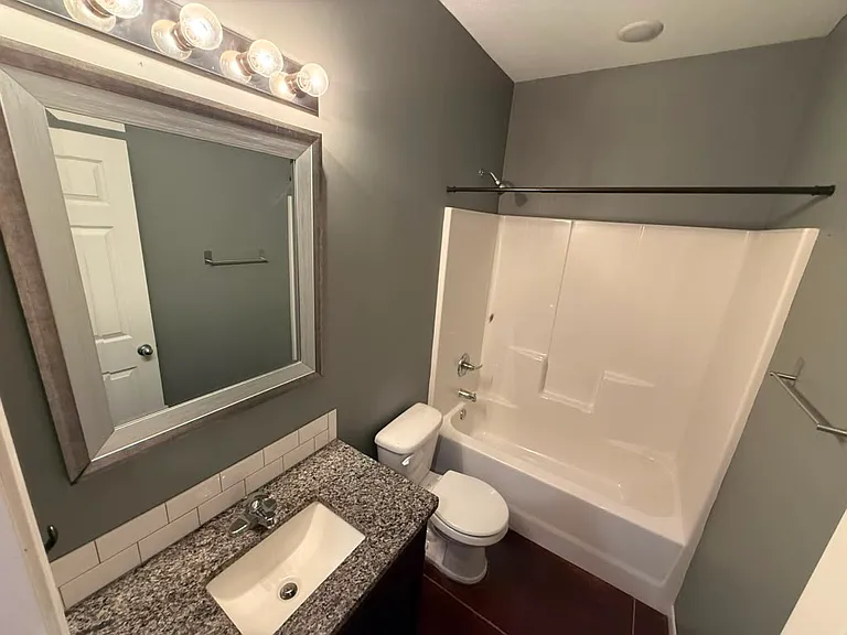 5269 N Cypress Cir — Photo 8