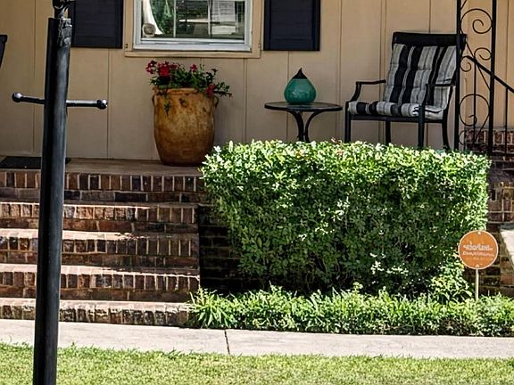 2nd image of 681 Forest Lake Dr N