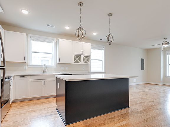4th image of 1206 N 30th St #1