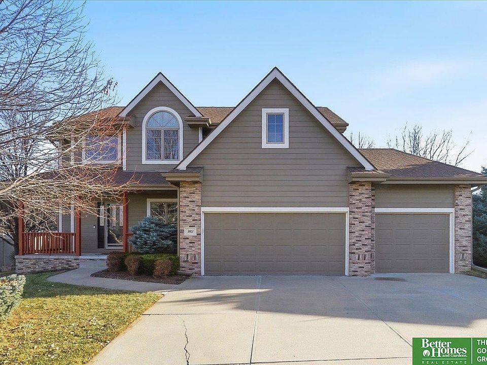1st image of 3921 S 192nd Ave