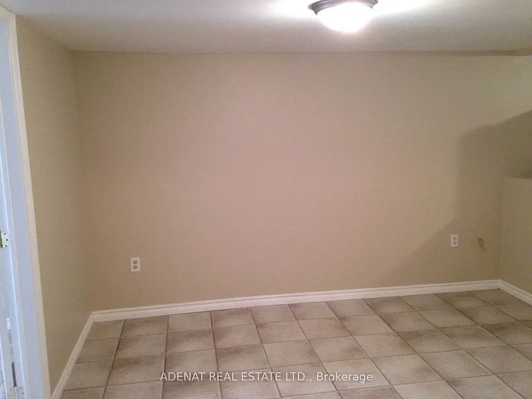 128 Ranee Ave #BASEMENT — Photo 5