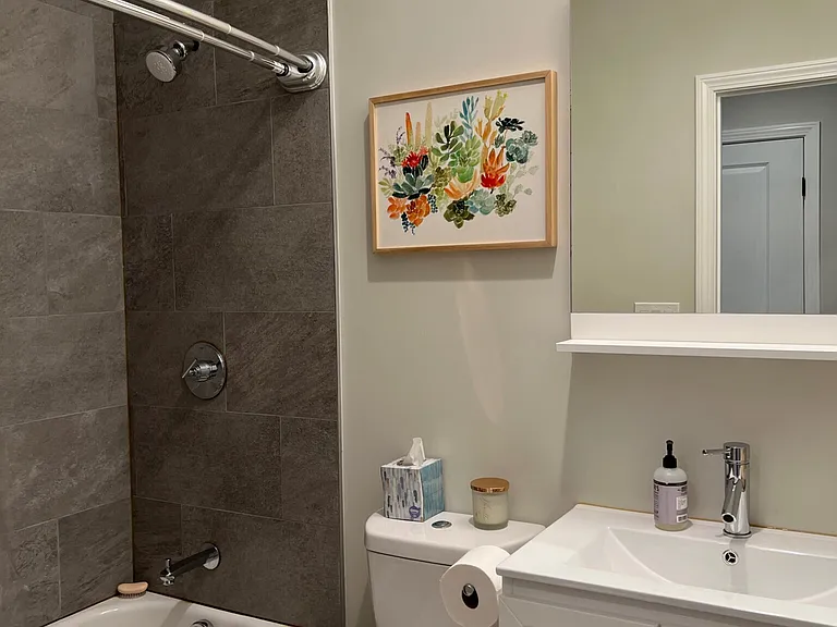 14 Williams St #4 — Photo 16