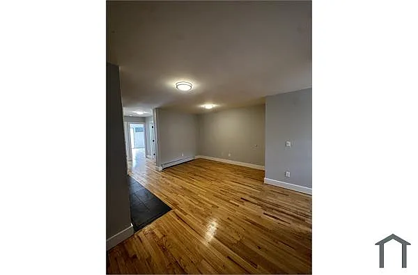 Building Photo - 1719 Pitkin Ave #1AA