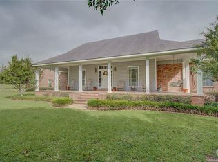 5052 Swan Lake Rd, Bossier City, LA 71111