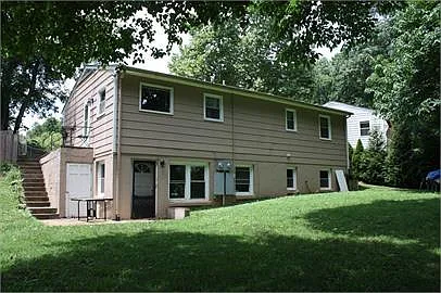 1114 River Ct — Photo 4