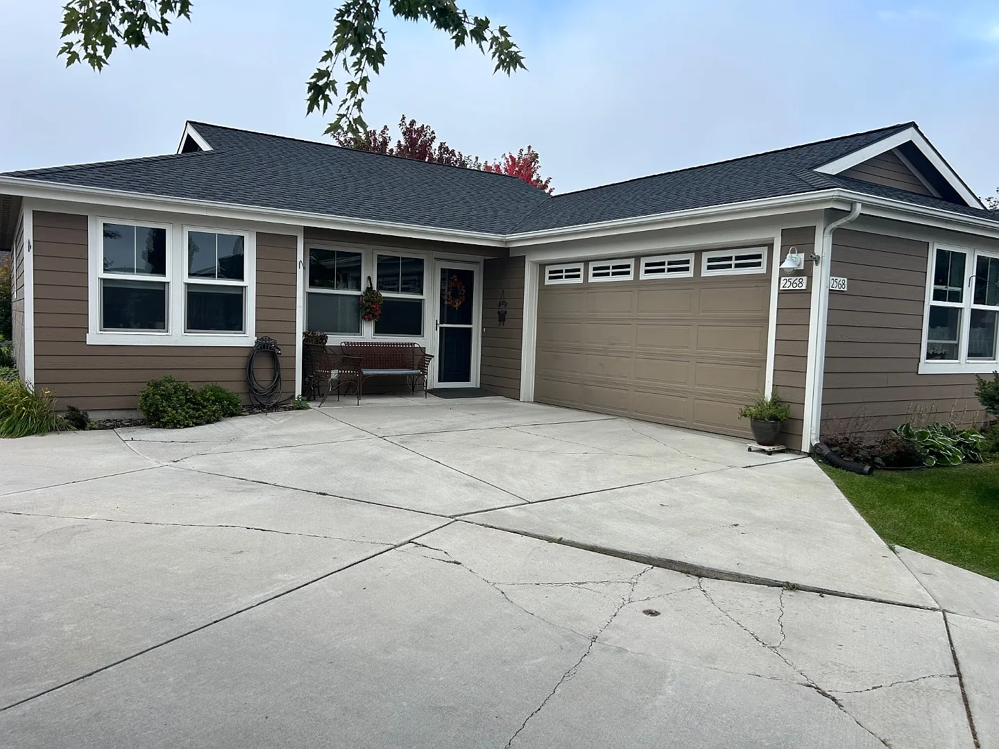 2568 Freedom Loop - 2568 Freedom Loop — Photo 2