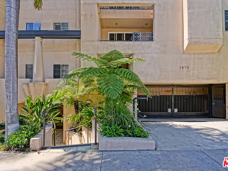 1875 S Beverly Glen Blvd #101 — Photo 41