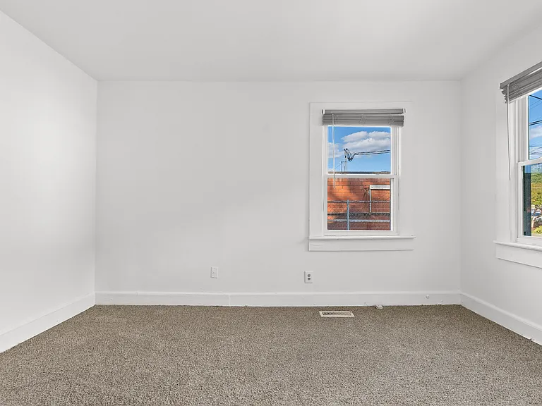 1006 Carlton Ave — Photo 20
