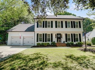 10129 Hanover Glen Rd, Charlotte, NC 28210