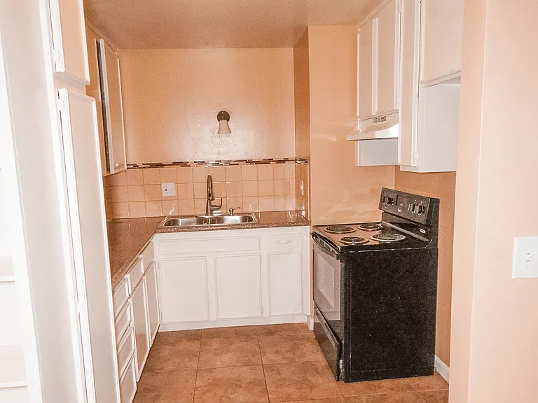 3017 Q St #A — Photo 9