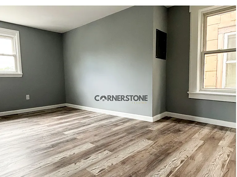 21 Salem St — Photo 6