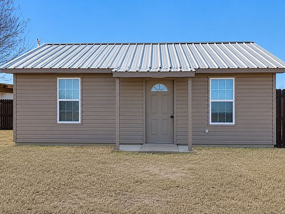2nd image of 137 Wesley Ln