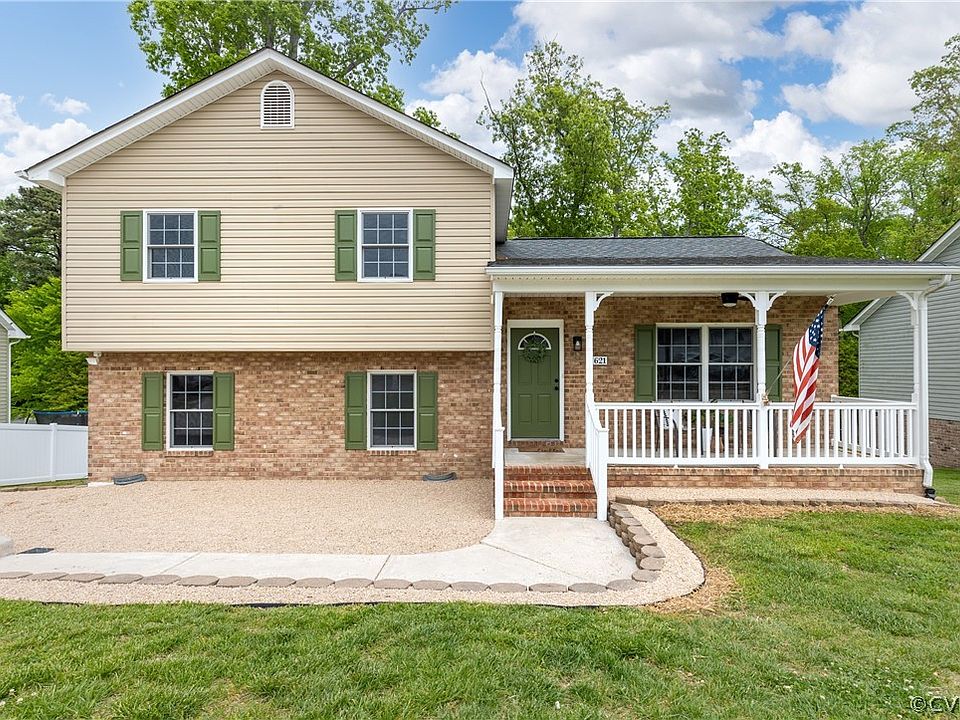 1st image of 621 Yellowstone Dr
