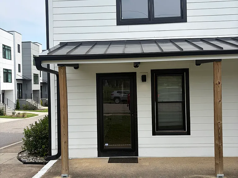 526 E Hargett St — Photo 17
