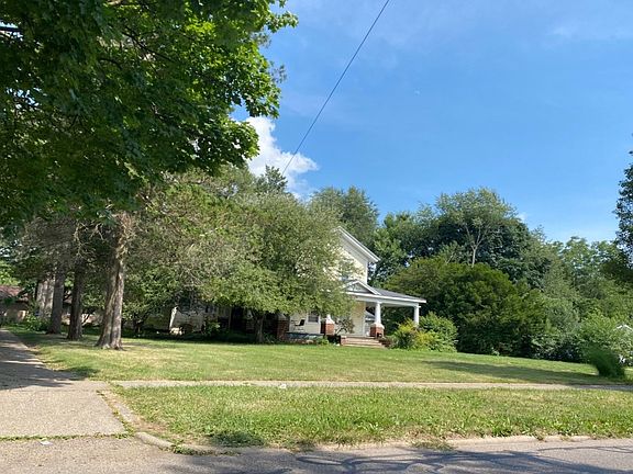 3rd image of 114 S Lakeview Ave