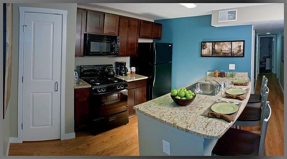 1st image of 433 Grant St #Bfc6c6932