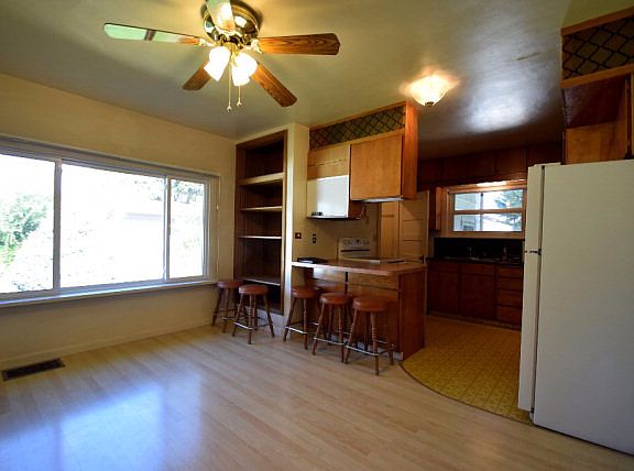 5th image of 5185 E Hansen Ave