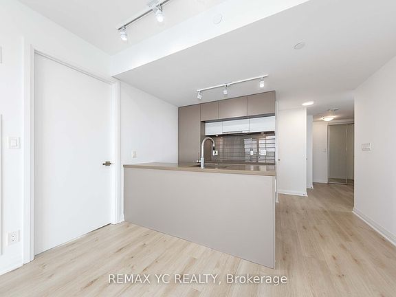 5th image of 99 Foxbar Rd #1908
