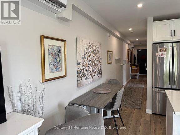 5th image of 344 Ridge Rd N #303