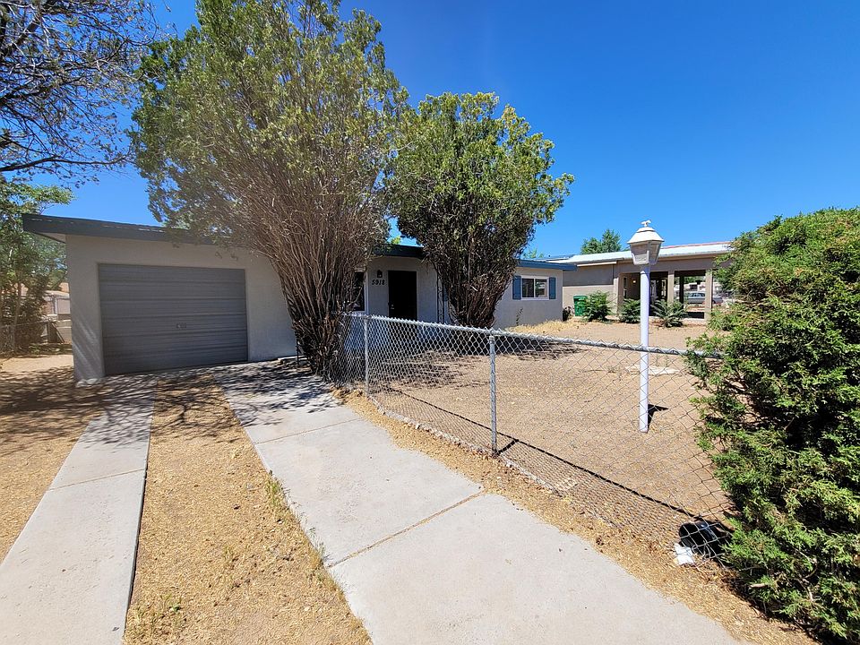 1st image of 5918 Avenida La Barranca NW