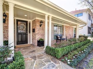 7807 Overbrook Ln, Houston, TX 77063