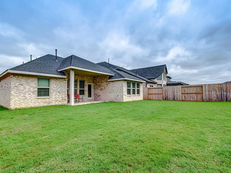 28639 Monarch Cliffs Dr — Photo 35