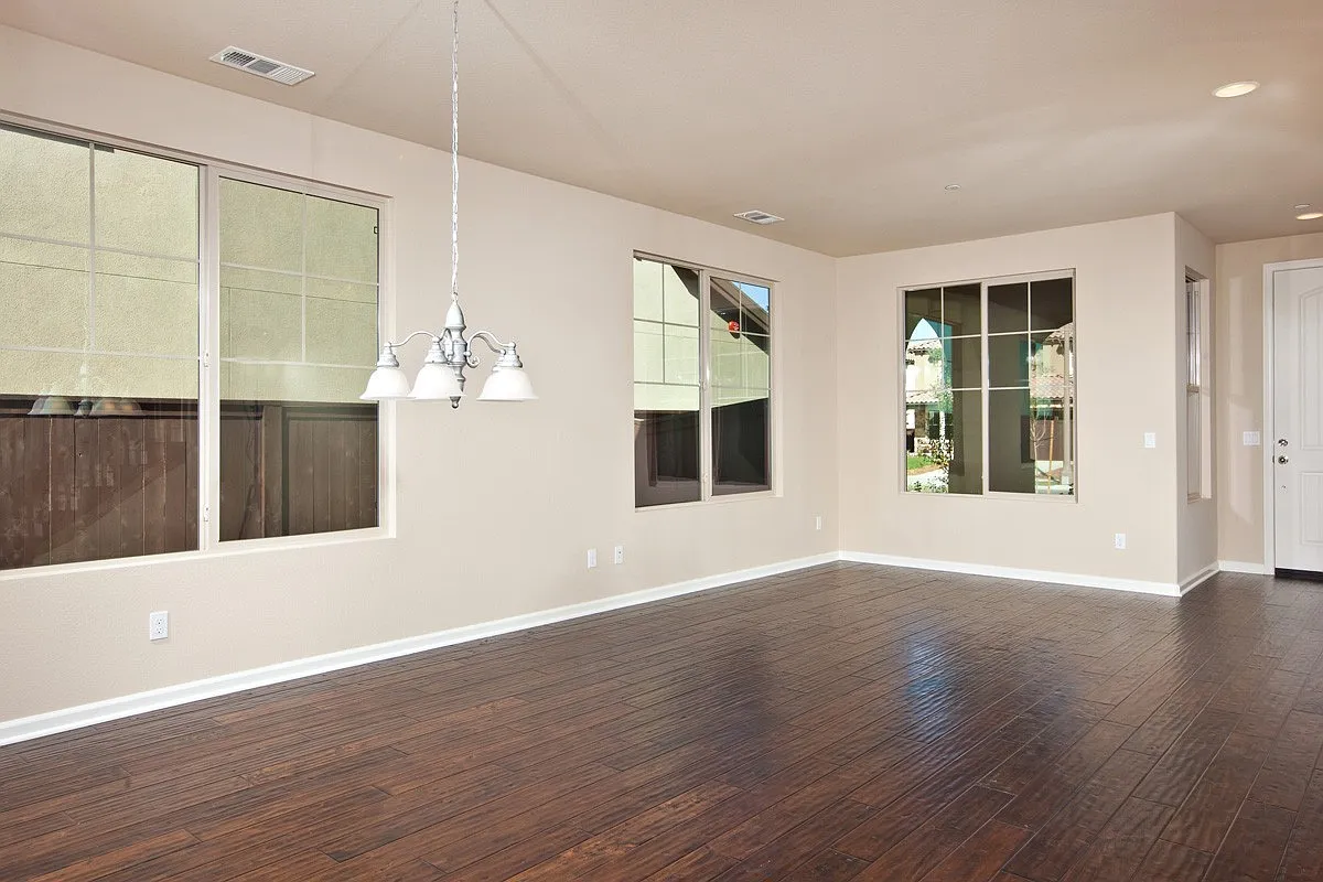 Highly sought after 4 Bedroom 3 Bath Luxurious Home in the La Costa Ridge Area, close to schools ... — Photo 3